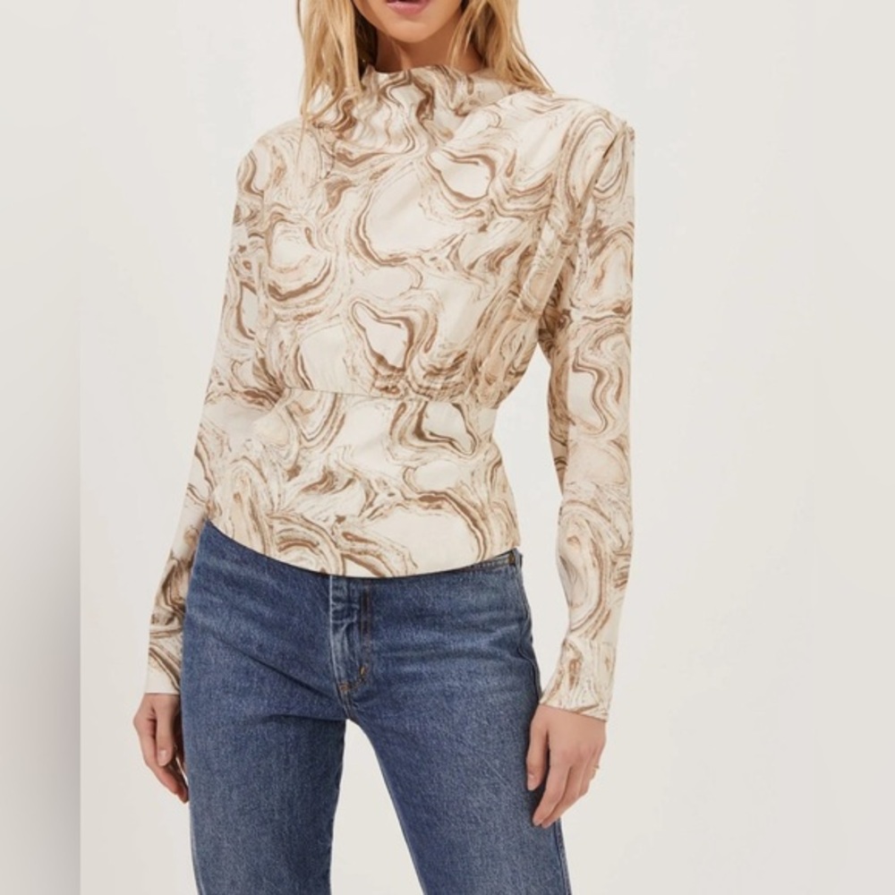 Astr the Label Akita Top size Small NWT